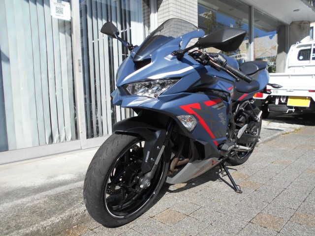 �J���T�LNinja ZX-25R SE�i���Q�����R�s�j�摜4