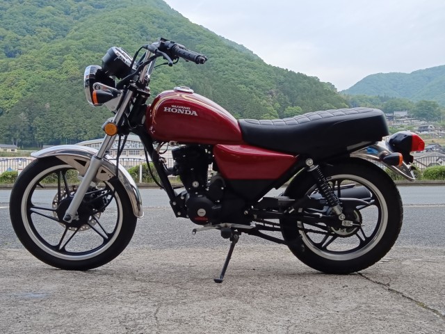 �z���_LY125Fi�i���R�������s�j�摜4
