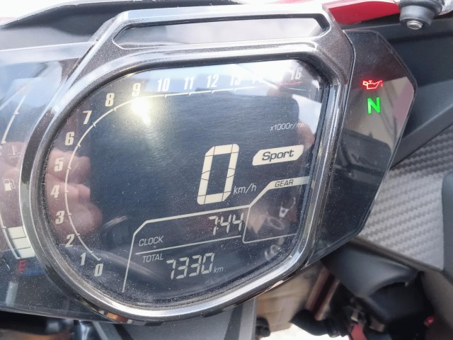 z_CBR250RRiRsj摜4