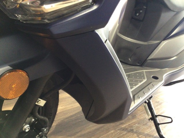 �X�Y�L�o�[�O�}���X�g���[�g125EX�i���Q�����R�s�j�摜31