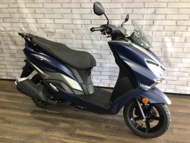 �X�Y�L�o�[�O�}���X�g���[�g125EX�i���Q�����R�s�j�摜1