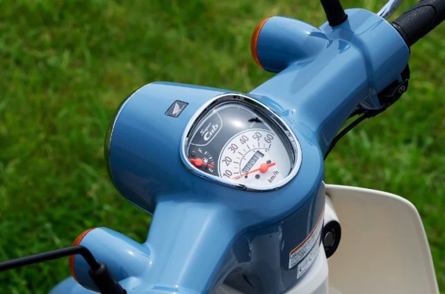 �z���_�X�[�p�[�J�uC50�i���Q�����R�s�j�摜3