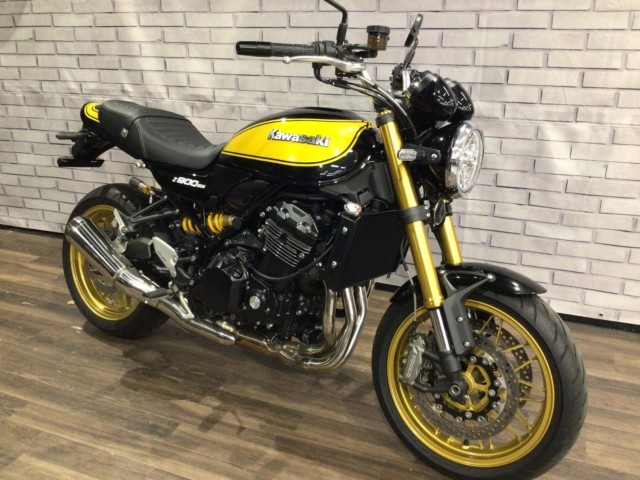 �J���T�LZ900RS SE�i���Q�����R�s�j�摜1