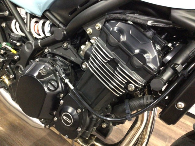 �J���T�LZ900RS CAFE�i���Q�����R�s�j�摜4