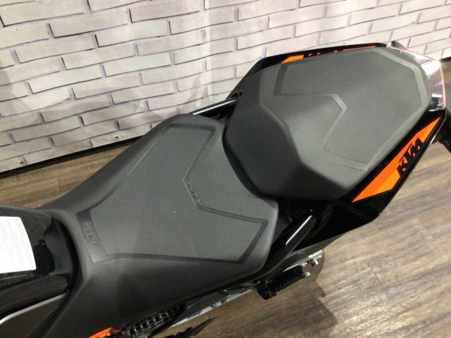 KTMKTM390DUKE�i���Q�����R�s�j�摜15