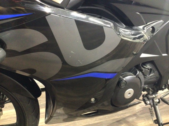 �X�Y�LGSX-R125�EABS�i���Q�����R�s�j�摜11