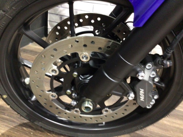 �z���_CB400�X�[�p�[�t�H�AVTEC�ERevo�i���Q�����R�s�j�摜10