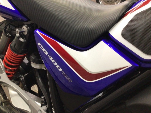 �z���_CB400�X�[�p�[�t�H�AVTEC�ERevo�i���Q�����R�s�j�摜24