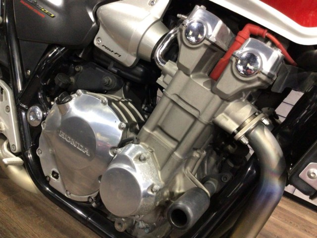 �z���_CB1300�X�[�p�[�t�H�A�i���Q�����R�s�j�摜4