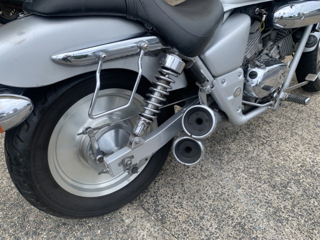 �z���_V-TWIN�}�O�i�i���������]�s�j�摜6