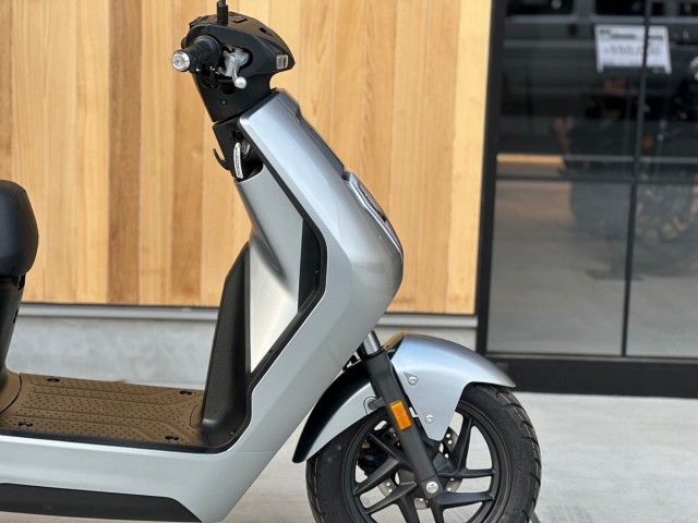 �z���_EM1 e:�i���Q�������s�j�摜2