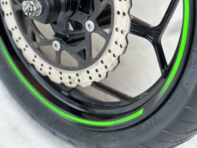 JTLZ250SLiQsj摜17