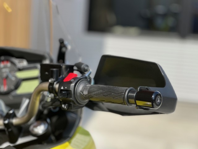 XYLV-Strom650XTiQsj摜12