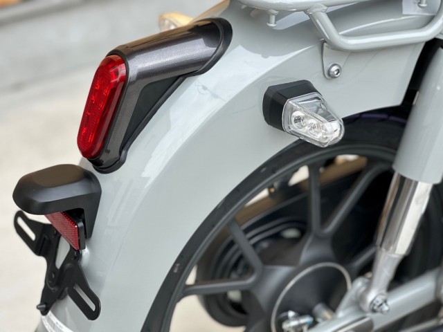 �z���_�X�[�p�[�J�uC125�i���Q�������s�j�摜12