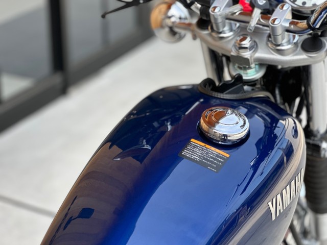 }nSR400iQsj摜23