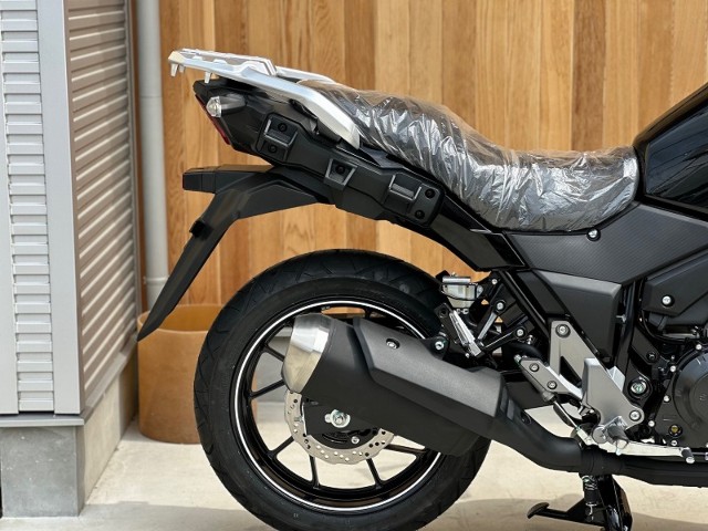 �X�Y�LV-Strom250�i���Q�������s�j�摜5