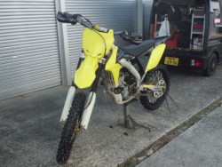 �X�Y�L&nbsp;RM-Z250 