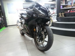 z_CBR250RRiQRsj摜4