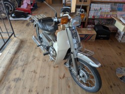 �z���_�X�[�p�[�J�uC90�i���쌧�ω����s�j�摜2