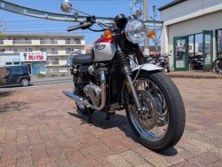 �g���C�A���t�g���C�A���t�E�{���l�r��T120�i���쌧�����s�j�摜3