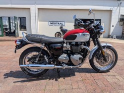 �g���C�A���t�g���C�A���t�E�{���l�r��T120�i���쌧�����s�j�摜4