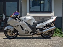 z_CBR1100XXi쌧̌SFÒj摜3