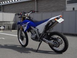 }nWR250Risj摜4