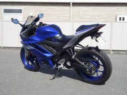 ���}�nYZF-R25�i�����������s�j�摜3
