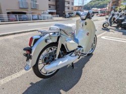 �z���_�X�[�p�[�J�uC125�i���Q�����R�s�j�摜3