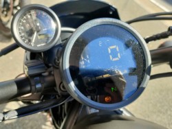 z_u250iQRsj摜21