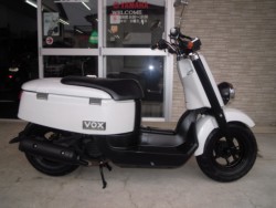 ���}�n&nbsp;VOX 