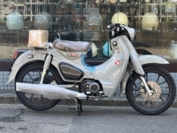 �z���_&nbsp;�X�[�p�[�J�uC125 