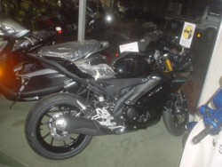 }n YZF-R125 