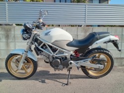 z_VTR250isj摜2