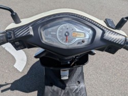�X�Y�L�A�h���XV125SS�i�����������s�j�摜5