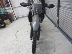 z_CRF250LiQɗ\Suj摜3