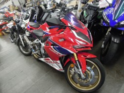 �z���_CBR250RR�i���m�����m�s�j�摜9