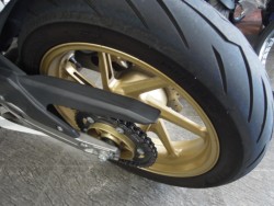 �z���_CBR250RR�i���m�����m�s�j�摜5