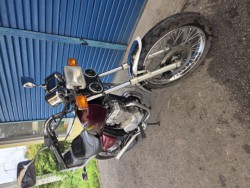 �z���_CBX125�J�X�^���i���Q�����R�s�j�摜3