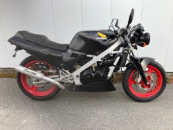 z_VFR400ZiQRsj摜2