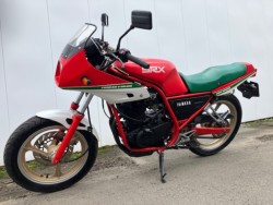 }nSRX250FiQRsj摜4