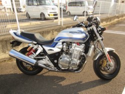 CB1300�X�[�p�[�t�H�A