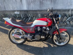 z_ CBX550F 