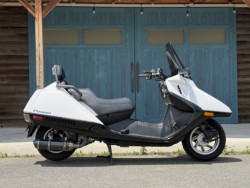 �t���[�W������^�C�vX