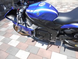 ���}�nYZF-R1�i�L�����L���s�����k��j�摜5