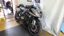 �J���T�LNinja ZX-4R�i���Q�����R�s�j�摜2