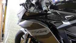 �J���T�LNinja ZX-4R�i���Q�����R�s�j�摜15