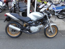 z_VTR250iRSj摜1