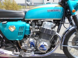 z_CB750K2iRSj摜15