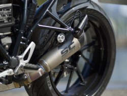 BMWBMWER nineTiQRsj摜9